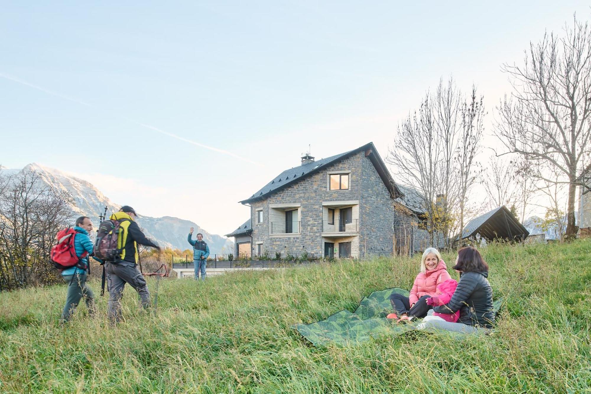 Casa De La Paz En El Valle De Tena Sandiniés Exteriör bild